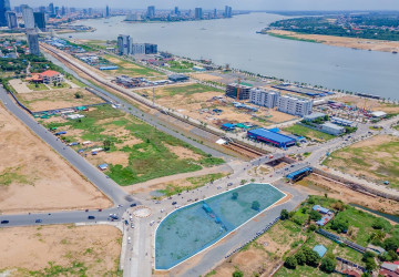 9,765 Sqm Commercial Land For Rent - Koh Norea, Phnom Penh thumbnail