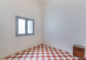 Renovated 1 Bedroom Apartment For Rent - Wat Phnom, Phnom Penh thumbnail