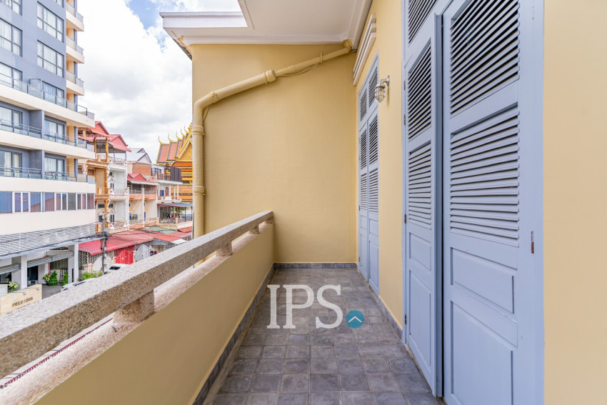 Renovated 1 Bedroom Apartment For Rent - Wat Phnom, Phnom Penh