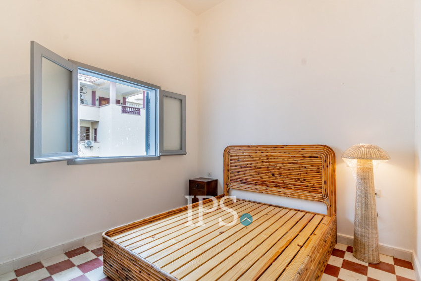 Renovated 1 Bedroom Apartment For Rent - Srah Chork, Phnom Penh