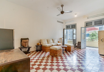 Renovated 1 Bedroom Apartment For Rent - Srah Chork, Phnom Penh thumbnail
