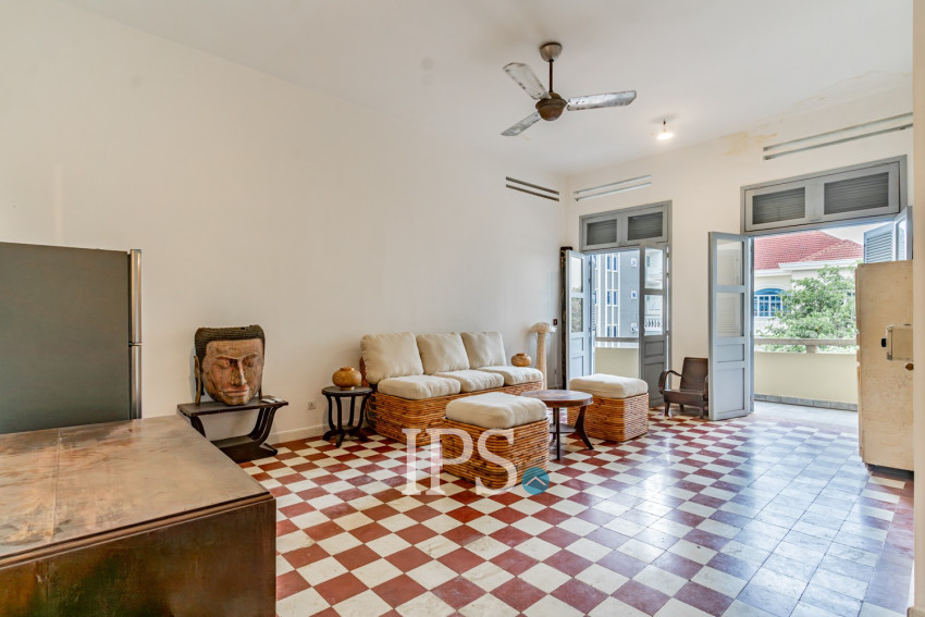 Renovated 1 Bedroom Apartment For Rent - Srah Chork, Phnom Penh