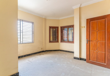 4 Storey Commercial Building For Rent - Phsar Daeum Thkov, Phnom Penh thumbnail