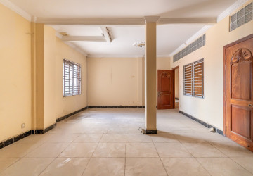 4 Storey Commercial Building For Rent - Phsar Daeum Thkov, Phnom Penh thumbnail