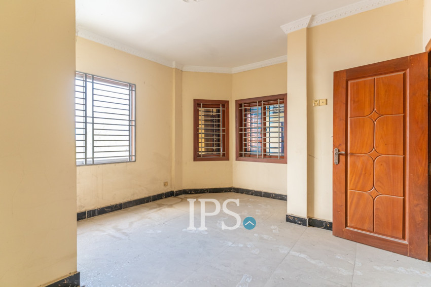 4 Storey Commercial Building For Rent - Phsar Daeum Thkov, Phnom Penh