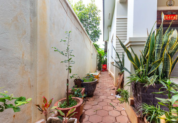 2 Bedroom House For Rent - Chreav, Siem Reap thumbnail