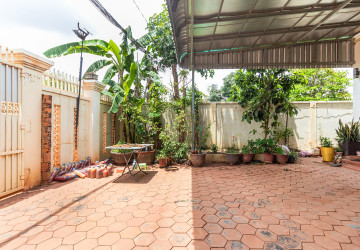 2 Bedroom House For Rent - Chreav, Siem Reap thumbnail