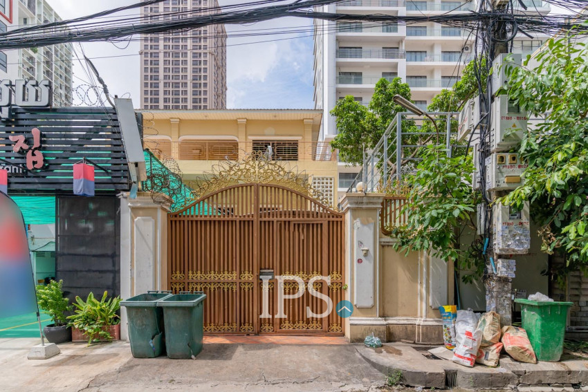6 Room Shophouse For Rent - BKK1, Phnom Penh