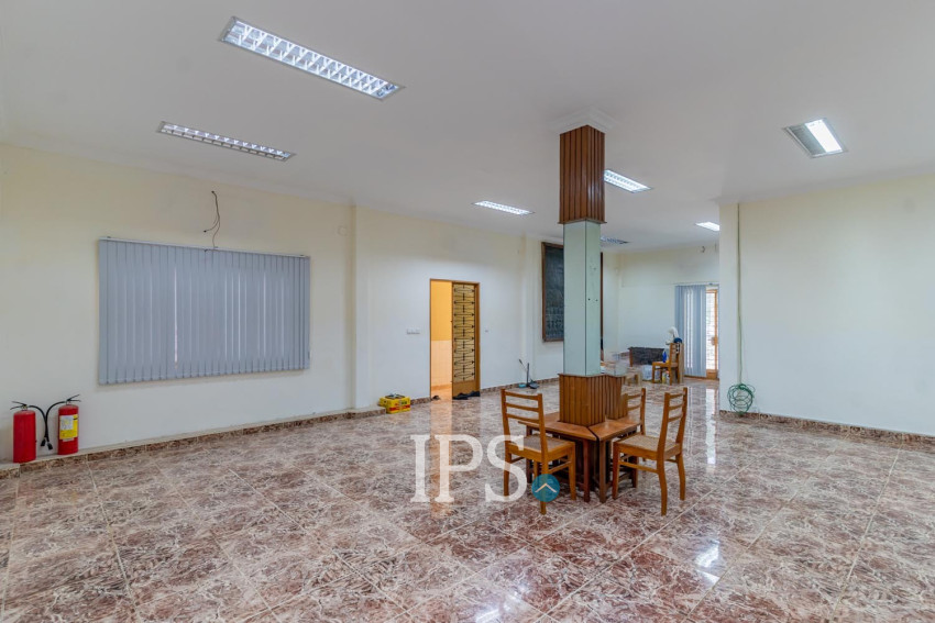6 Room Shophouse For Rent - BKK1, Phnom Penh