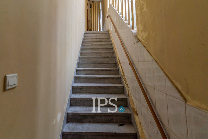 6 Room Shophouse For Rent - BKK1, Phnom Penh