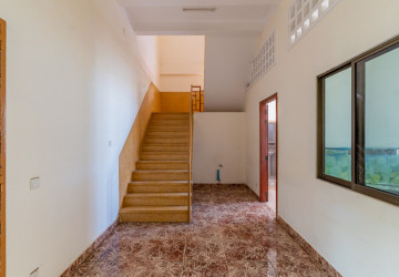 6 Room Shophouse For Rent - BKK1, Phnom Penh thumbnail