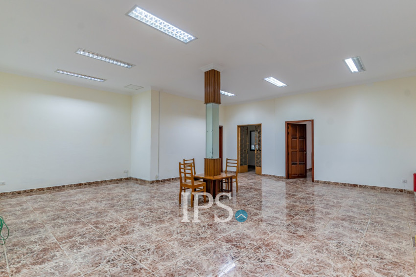 6 Room Shophouse For Rent - BKK1, Phnom Penh