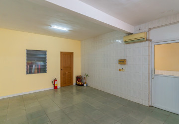 6 Room Shophouse For Rent - BKK1, Phnom Penh thumbnail