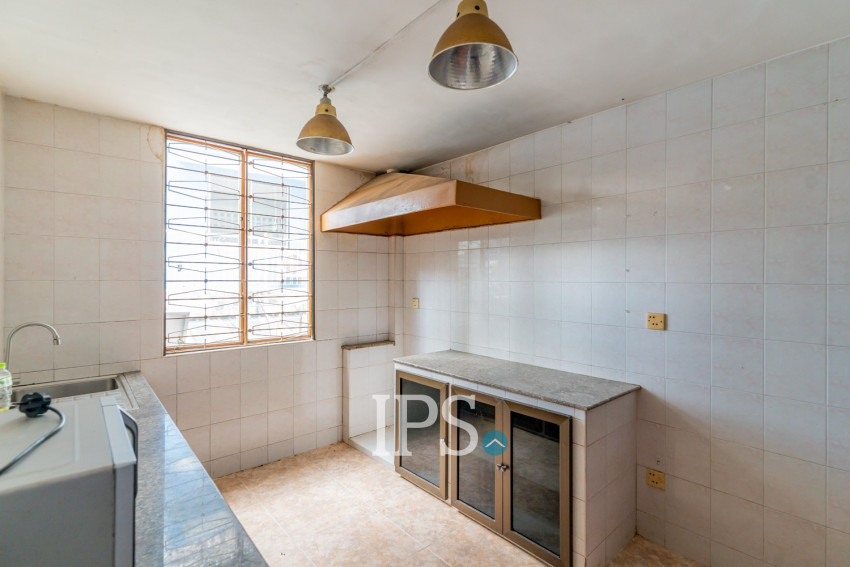 6 Room Shophouse For Rent - BKK1, Phnom Penh