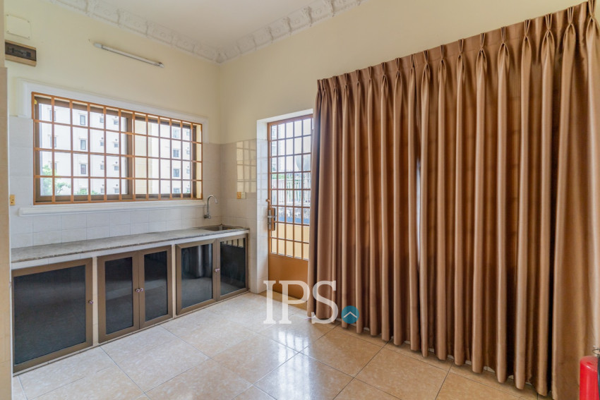 6 Room Shophouse For Rent - BKK1, Phnom Penh