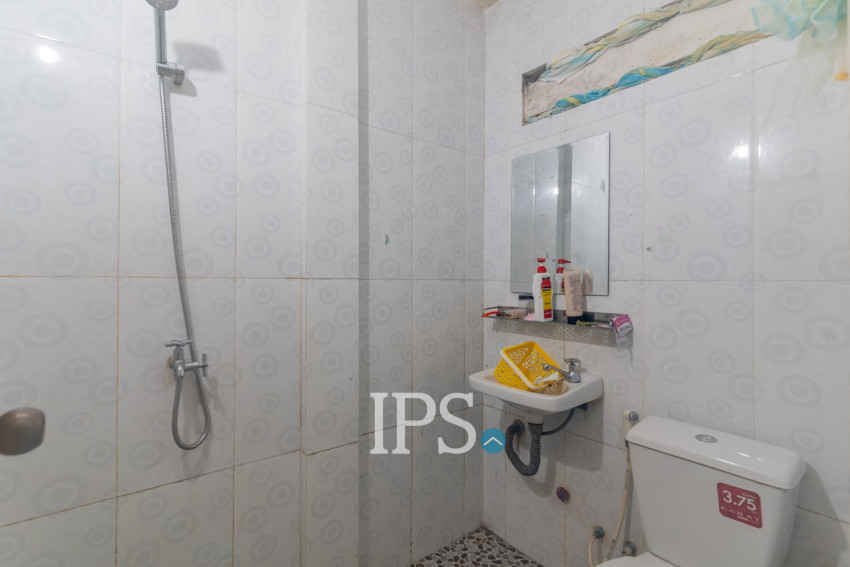 6 Room Shophouse For Rent - BKK1, Phnom Penh