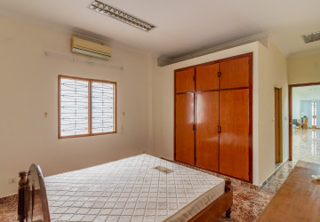 6 Room Shophouse For Rent - BKK1, Phnom Penh thumbnail