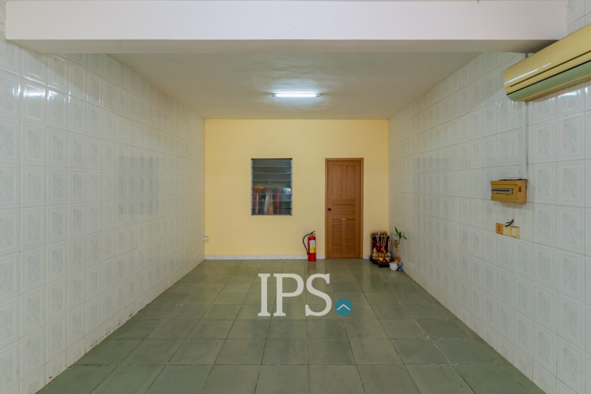6 Room Shophouse For Rent - BKK1, Phnom Penh