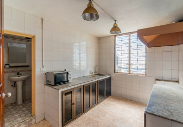 6 Room Shophouse For Rent - BKK1, Phnom Penh thumbnail