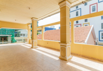 6 Room Shophouse For Rent - BKK1, Phnom Penh thumbnail