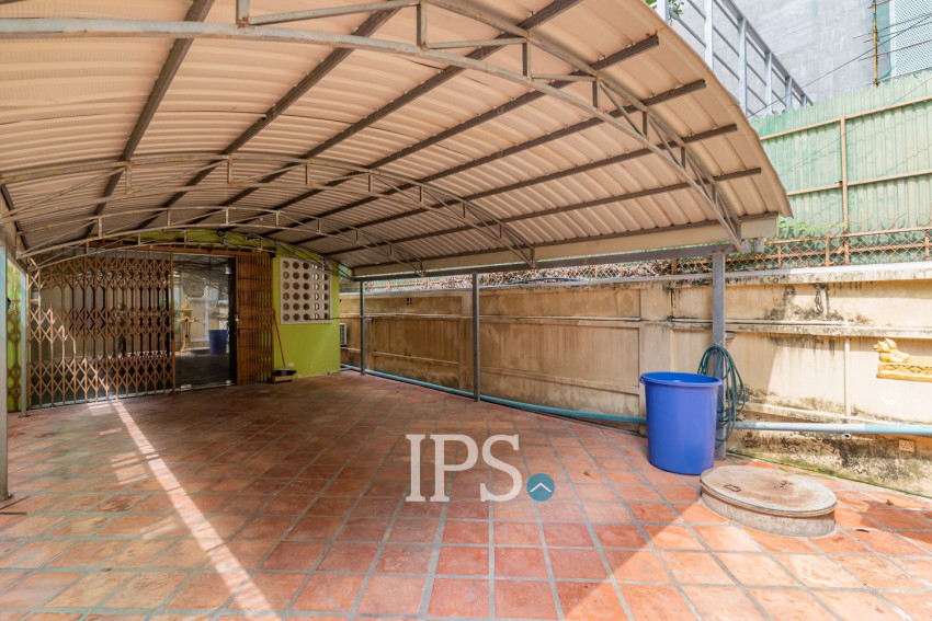 6 Room Shophouse For Rent - BKK1, Phnom Penh