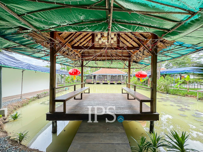 6 Bedroom Villa For Rent - Sangkat Sambour, Siem Reap