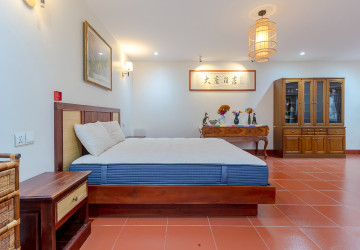 6 Bedroom Villa For Rent - Sangkat Sambour, Siem Reap thumbnail
