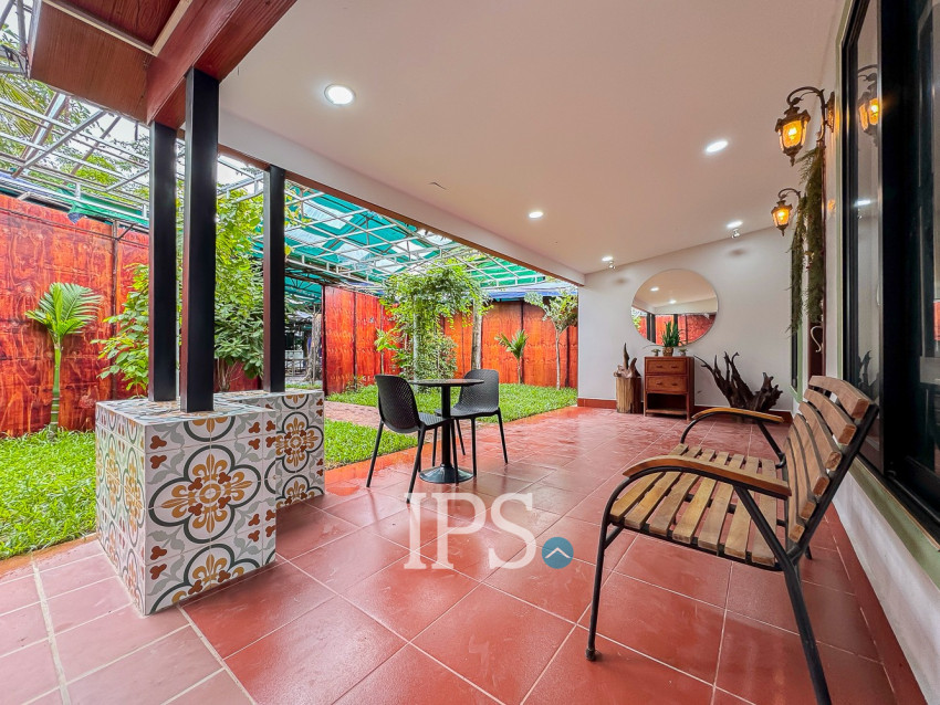 6 Bedroom Villa For Rent - Sangkat Sambour, Siem Reap