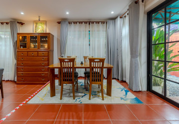 6 Bedroom Villa For Rent - Sangkat Sambour, Siem Reap thumbnail