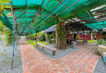 6 Bedroom Villa For Rent - Sangkat Sambour, Siem Reap thumbnail