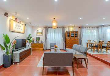 6 Bedroom Villa For Rent - Sangkat Sambour, Siem Reap thumbnail