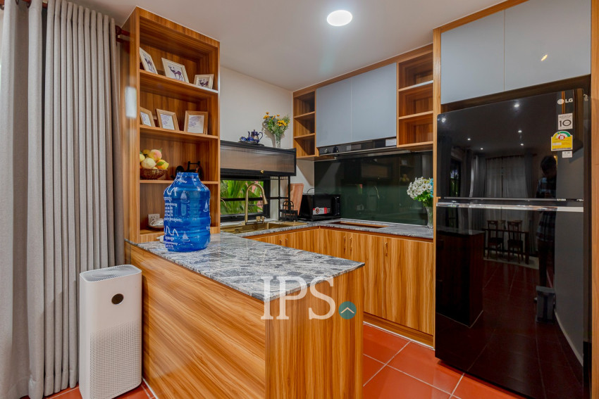 6 Bedroom Villa For Rent - Sangkat Sambour, Siem Reap