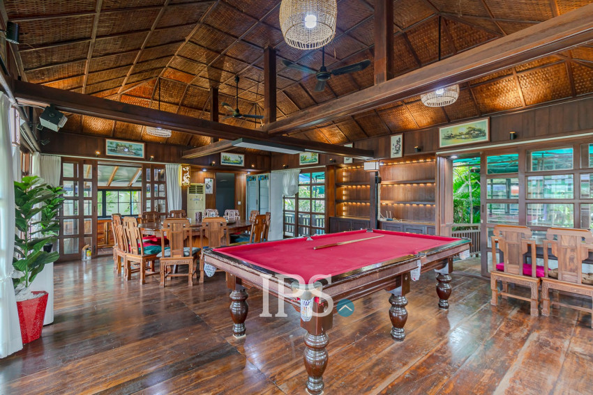 6 Bedroom Villa For Rent - Sangkat Sambour, Siem Reap