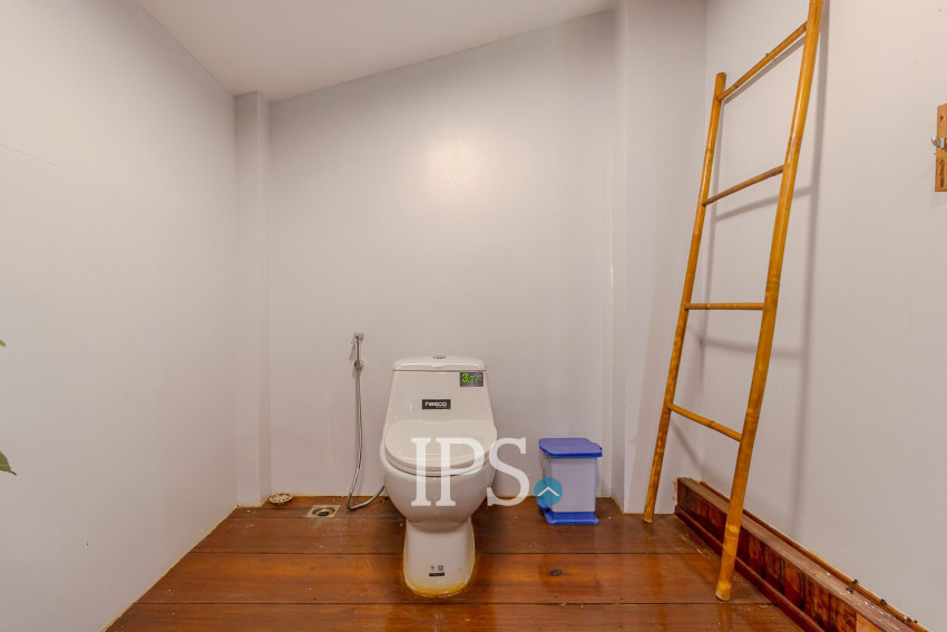 6 Bedroom Villa For Rent - Sangkat Sambour, Siem Reap