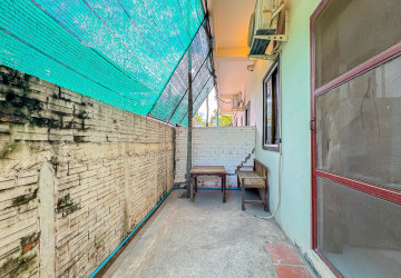 1 Bedroom Apartment For Rent - Slor Kram, Siem Reap thumbnail