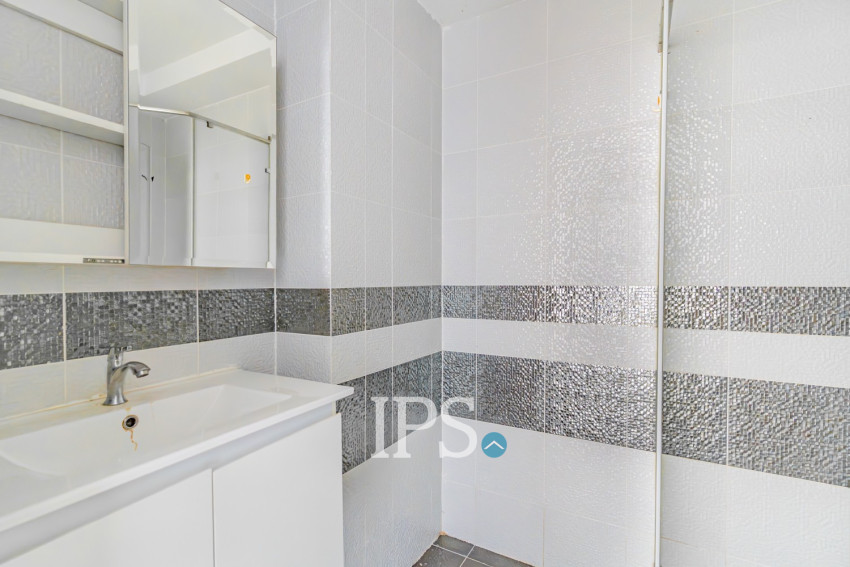 20th Floor 2 Bedroom Condo For Sale - Residence L, BKK3, Phnom Penh