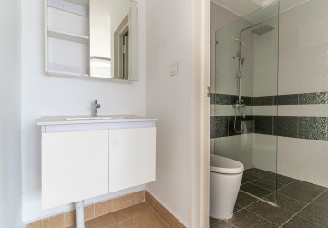 21st Floor 2 Bedroom Condo For Sale - Residence L, BKK3, Phnom Penh thumbnail