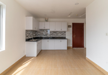 21st Floor 2 Bedroom Condo For Sale - Residence L, BKK3, Phnom Penh thumbnail