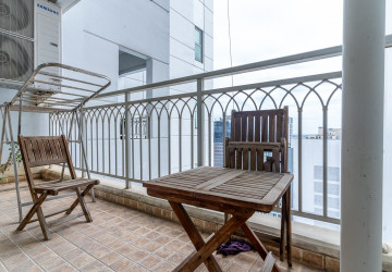 2 Bedroom Condo For Rent - De Castle Royal, BKK1, Phnom Penh thumbnail