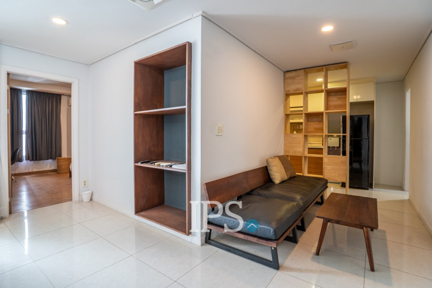 2 Bedroom Condo For Rent - De Castle Royal, BKK1, Phnom Penh