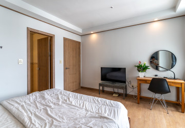 2 Bedroom Condo For Rent - De Castle Royal, BKK1, Phnom Penh thumbnail