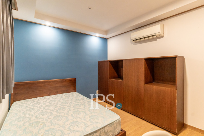 2 Bedroom Condo For Rent - De Castle Royal, BKK1, Phnom Penh