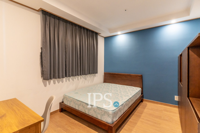 2 Bedroom Condo For Rent - De Castle Royal, BKK1, Phnom Penh