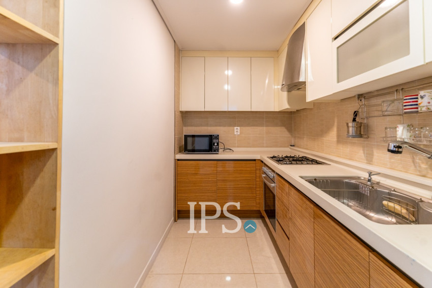 2 Bedroom Condo For Rent - De Castle Royal, BKK1, Phnom Penh