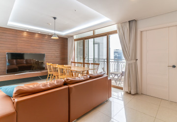 2 Bedroom Condo For Rent - De Castle Royal, BKK1, Phnom Penh thumbnail