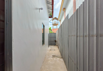 3 Bedroom House For Rent - Kouk Chak, Siem Reap thumbnail
