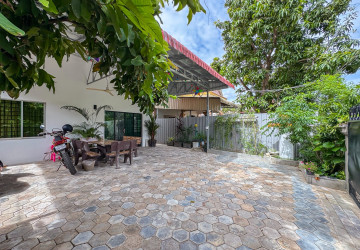3 Bedroom House For Rent - Kouk Chak, Siem Reap thumbnail