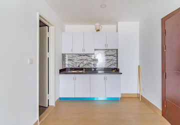 20th Floor 1 Bedroom Condo For Sale - Residence L, BKK3, Phnom Penh thumbnail