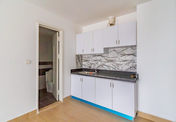 20th Floor 1 Bedroom Condo For Sale - Residence L, BKK3, Phnom Penh thumbnail