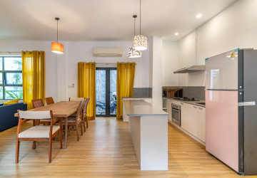 Renovated 2 Bedroom Apartment For Rent - Tonle Bassac, Phnom Penh thumbnail